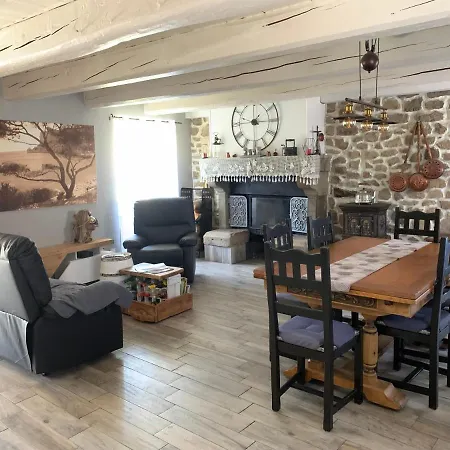 D'hotes Les Vergers De Louise 3* Thiolieres