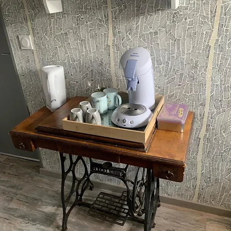 Bed & Breakfast D'hotes Les Vergers De Louise Thiolieres