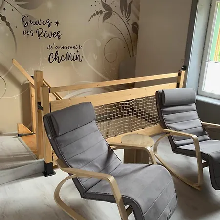 D'hotes Les Vergers De Louise Bed & Breakfast 3*